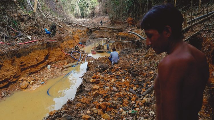 busqueda-ilegal-oro-amazonas-puesto