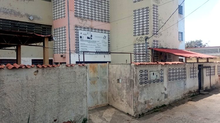 calle el colegio