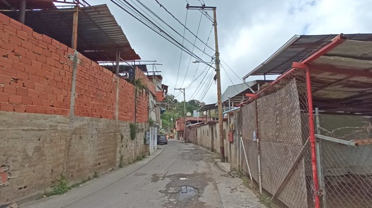 calle nueva esparta, luis maizo1