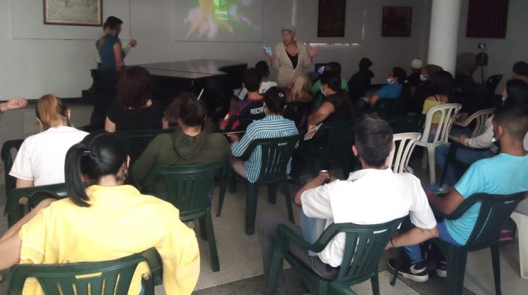 capacitan, redes