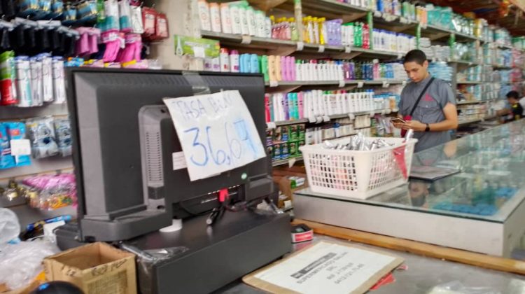 comerciantes cumplen con la norma (1)