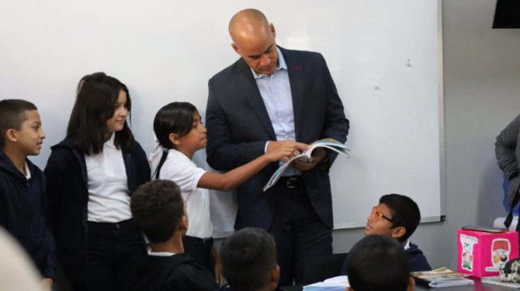cortesia-ministro-de-educacion-hector-rodriguez-da-la-bienvenida-al-ano-escolar-2025-2026-48075