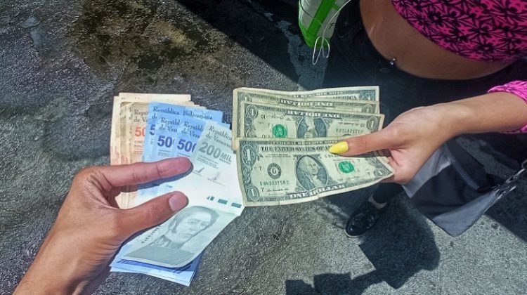 dolares-a-bolivares-luis-maizo-750x419