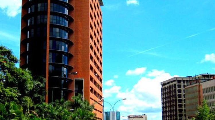 e1388f7718509fd2fb8f6f01b0d6f361