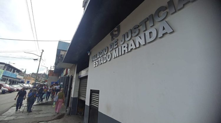 ee686661-50ce-43d6-bc90-debc4ebf9530