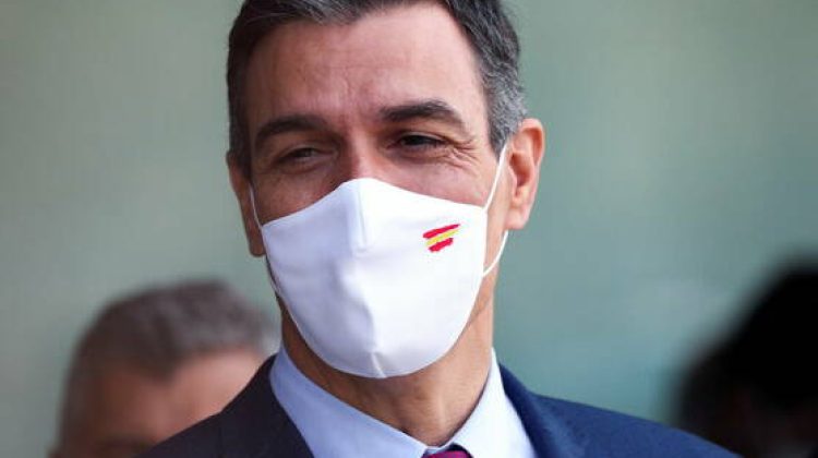 el-fin-de-las-mascarillas-enfrenta-a-gobierno-oposicion-y-algunas-autonomias