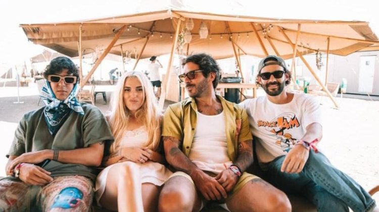 elena-rose-y-rawayana-1280x960