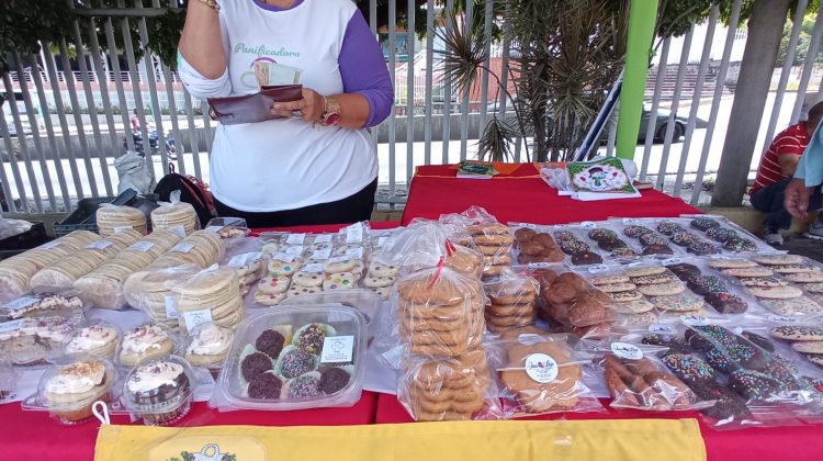 emprendimiento feria arepas, luis maizo
