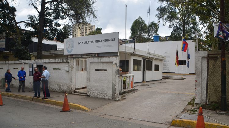 fachada polimiranda
