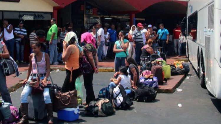 familia en terminal