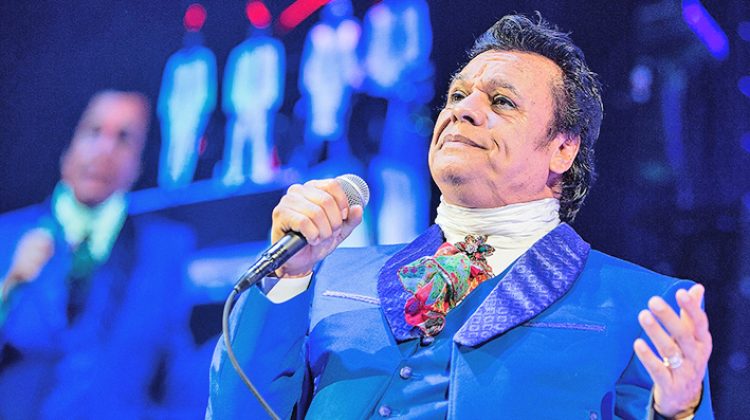 SAN DIEGO, CA - FEBRUARY 06:  Recording artist Juan Gabriel performs on stage during Volver 2015 Tour at Viejas Arena on February 6, 2015 in San Diego, California.  (Photo by Daniel Knighton/WireImage)