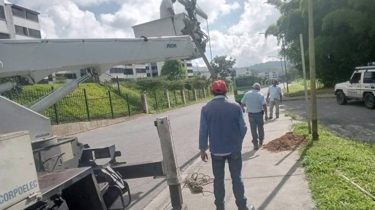 foto poste solar de la quinta