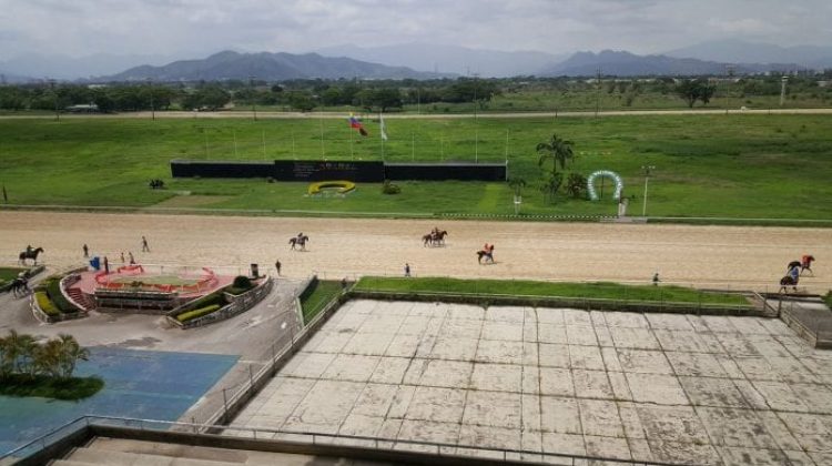 hipodromo_devalencia-696x392