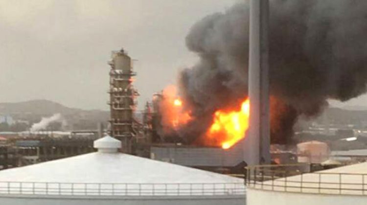 incendio-pdvsa-curazao-jpg