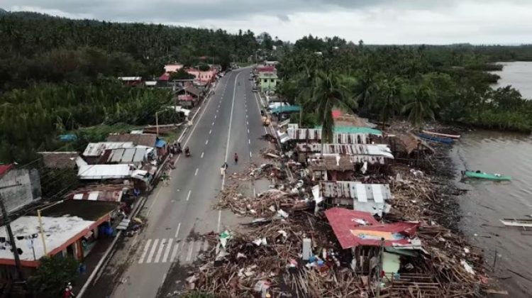 internacionales-filipinas-miles-personas-fueron-evacuadas-ante-llegada-tifon-kammuri-n398294-646x363-637174