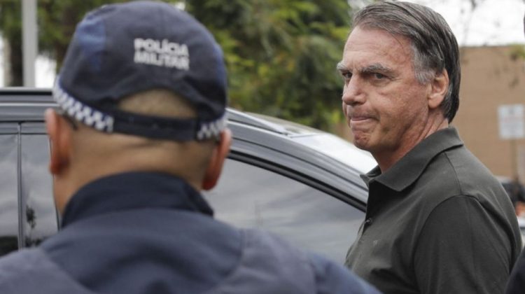 jair-bolsonaro-fue-detenido-este-sabado-22-de-noviembre-para-preservar-el-orden-publico-2141590