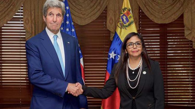 kerry y delcy