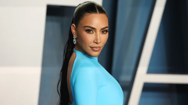 BEVERLY HILLS, CALIFORNIA - MARCH 27: Kim Kardashian attends the 2022 Vanity Fair Oscar Party Hosted By Radhika Jones at Wallis Annenberg Center for the Performing Arts on March 27, 2022 in Beverly Hills, California. (Photo by Arturo Holmes/FilmMagic)