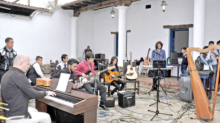 ks- Evento cecilo acosta