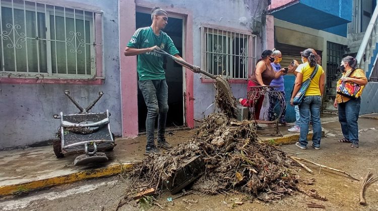 los lagos, luis maizo