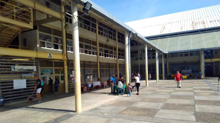 mercado plaza