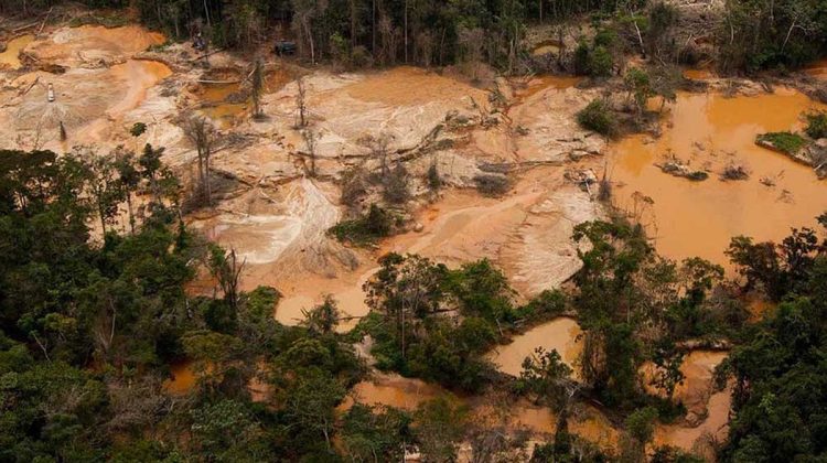 minería.jpg.980x588_q85_box-0,0,1000,600_crop_detail