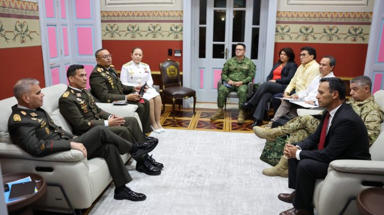 ministros-de-venezuela-y-colombia-avanzan-en-acuerdos-a-traves-de-mesas-de-trabajo-en-seguridad-com-195307