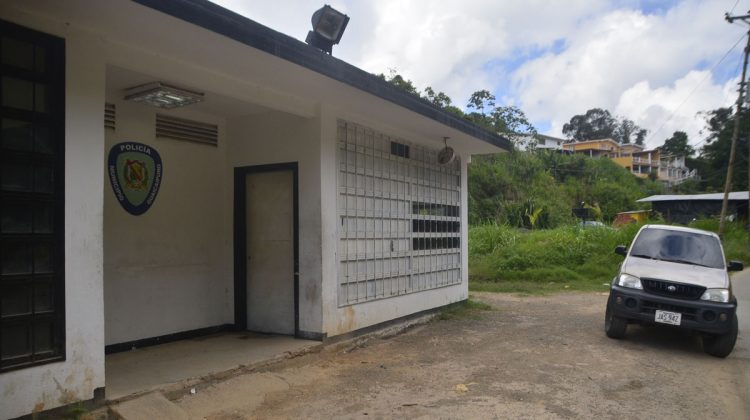 modulo de policía abandonado