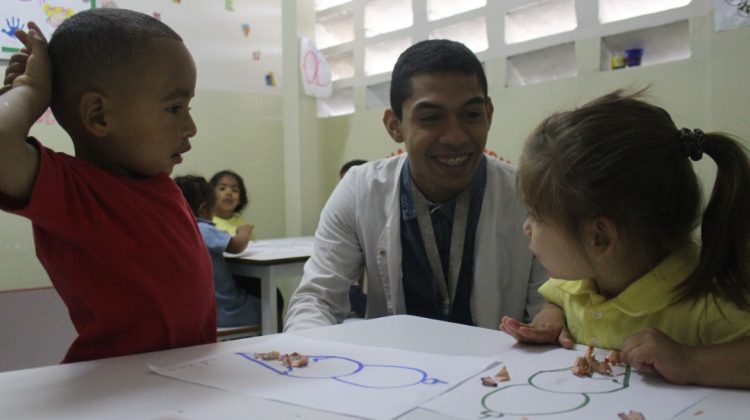 médicos y nutricionistas