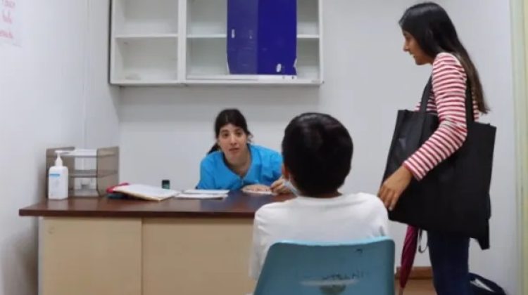 niños con autimos son atendidos en el domingo luciani