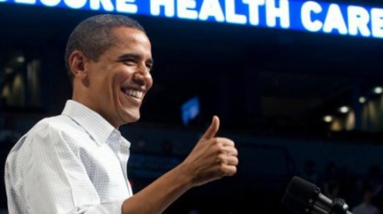 obamacare_thumbs_up_AFP