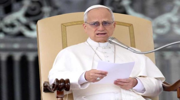 Vatican City (Vatican City State (Holy See)), 11/03/2026.- Pope Leo XIV leads the weekly general audience in Saint Peters Square, Vatican City, 11 March 2026. (Papa) EFE/EPA/ETTORE FERRARI