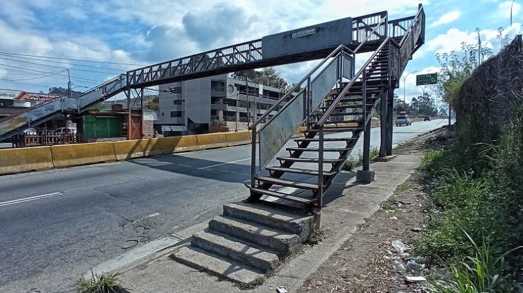 pasarela de los cerritos, luis maizo