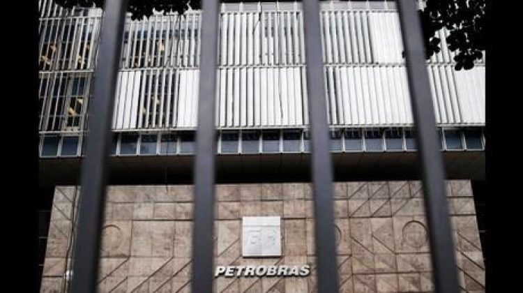 petrolera-Petrobras-Rio-Janeiro-Comercio_NACIMA20141115_0048_6