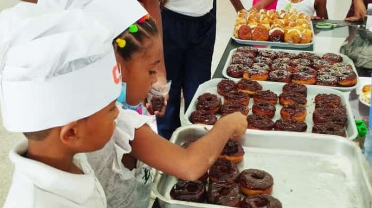 photo_5125616050266811478_x