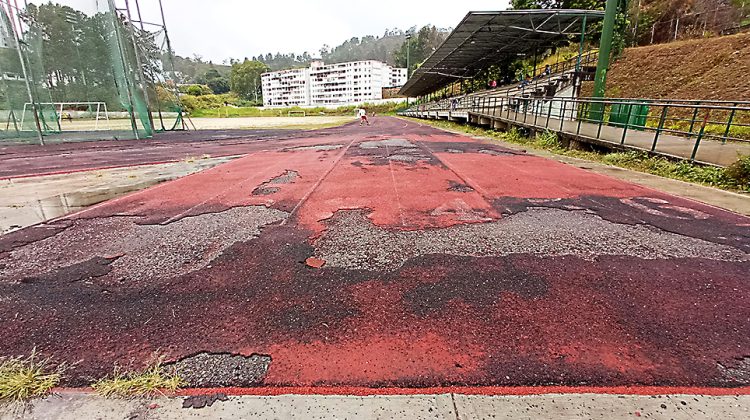 poli-de-portivo-cecilio-acosta-