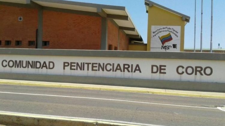 presos-comunidad-penitenciaria-coro-iniciaron-huelga-hambre_221034-696x418