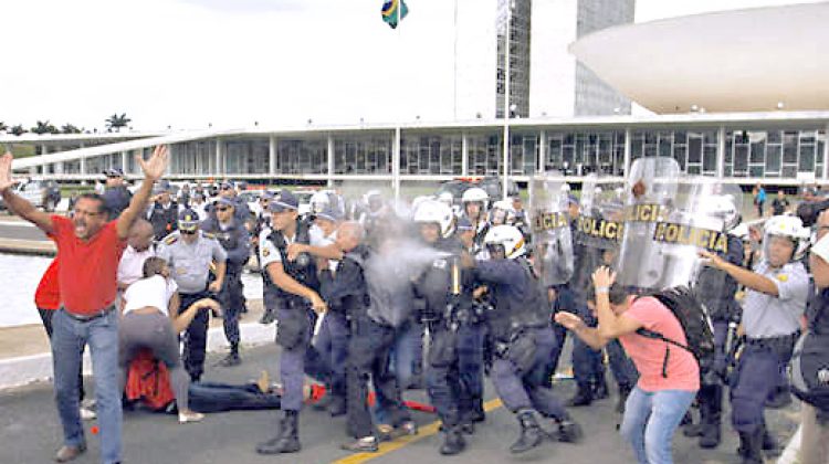 protestas-en-brasil-efe.520.360
