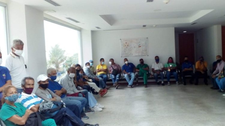 reunion en pronto socrorro, persoaml y sindicatos