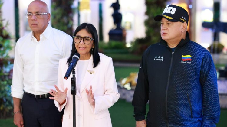 rodriguez-las-diferencias-con-ee-uu-deben-evaluarse-por-los-medios-diplomaticos-cortesia-55708