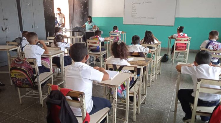 se-acabaron-las-vacaciones-este-lunes-arranca-el-periodo-escolar-2023-2024-laverdaddemonagas.com-regreso-a-clases-la-guaira