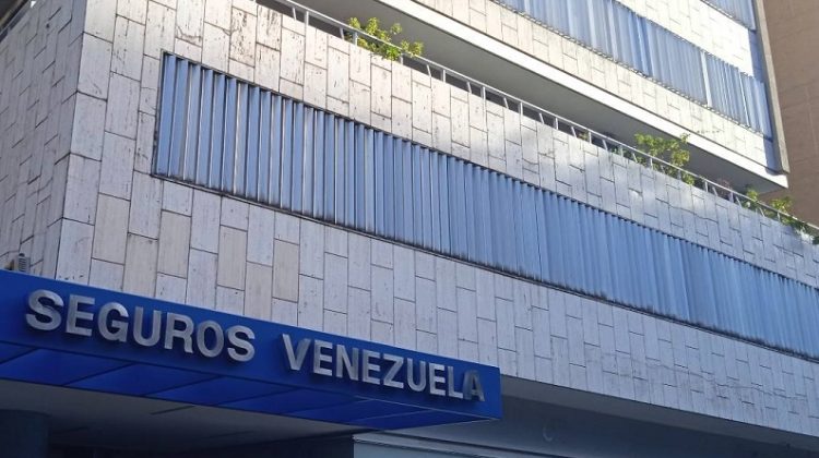 segurosvenezuela-aseguradoras-polizas-seguros-polizasdeseguros-74anos