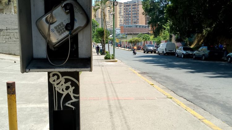 teléfono público avenida bolivar