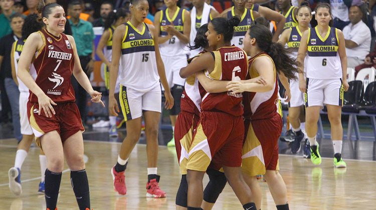 Venezuela le gana a Colobia  en el Suramericano de Baloncesto Femenino en el Domo Bolivariano de Barquisimeto FOTO eEDIXON GAMEZ