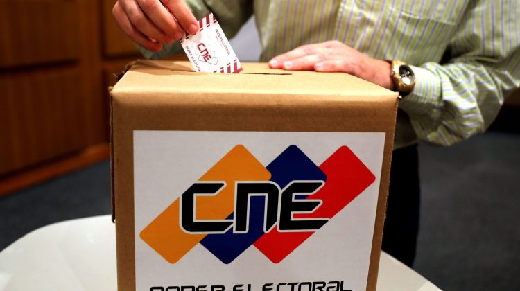 venezuela--elecciones--concejos--municipales--material-electoral-cne--avn-compressor