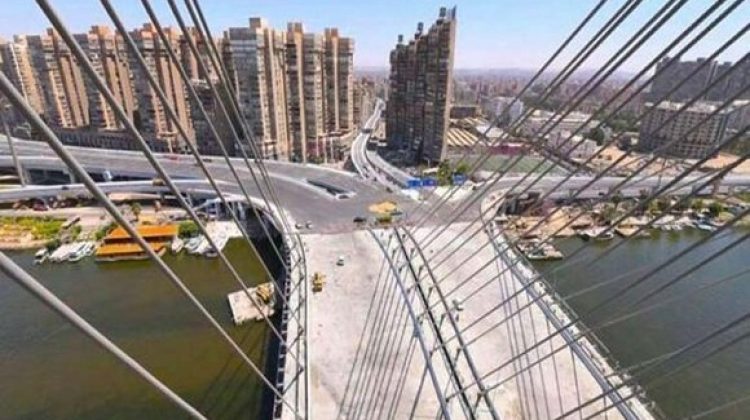 z-El-puente-en-suspension-Tahia-Masr